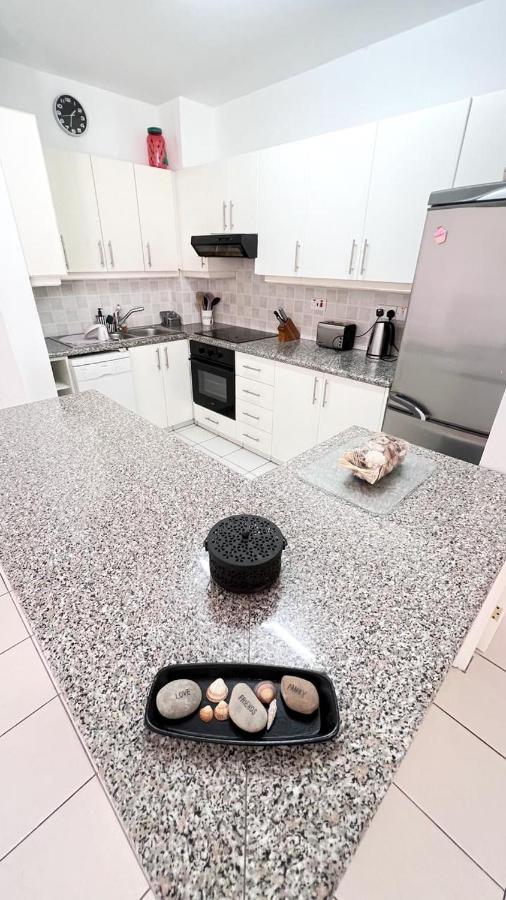 Anthea Gardens - Cosy Condo Paphos Luaran gambar