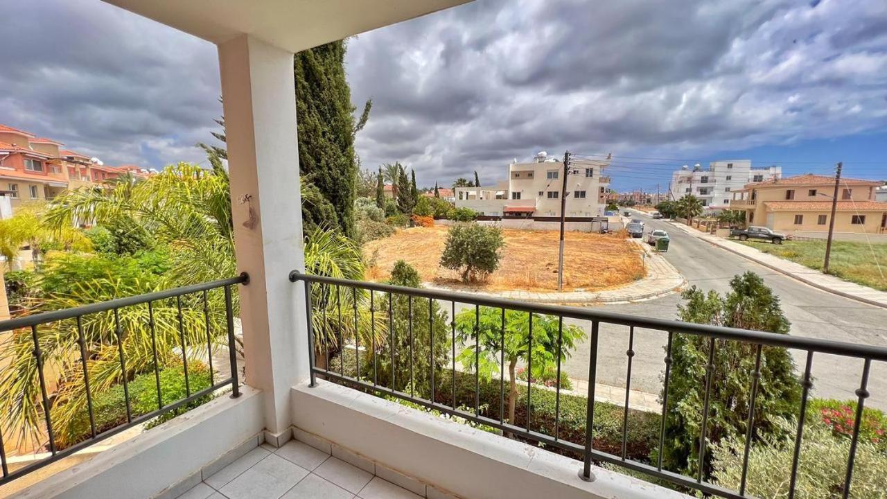Anthea Gardens - Cosy Condo Paphos Luaran gambar